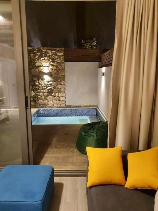 Gouna 1 Bedroom Private Pool & Patio Up To 5 Persons Bali Ferienhaus