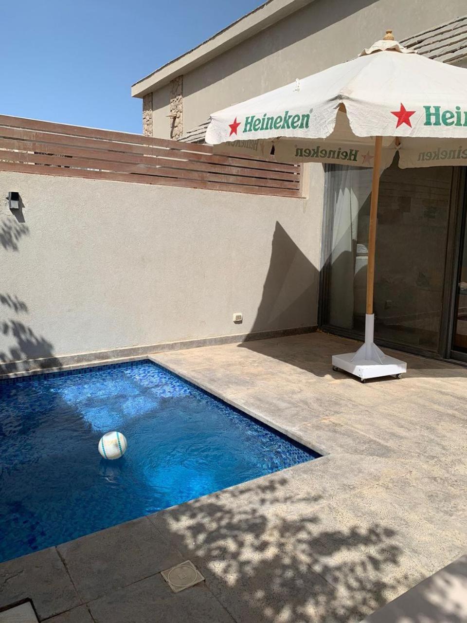 Gouna 1 Bedroom Private Pool & Patio Up To 5 Persons Bali Ferienhaus